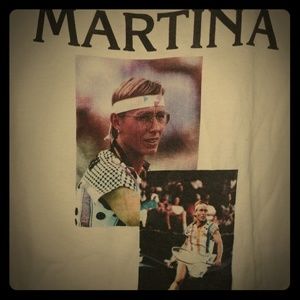 TRUE VINTAGE 80s tee MARTINA!!!!